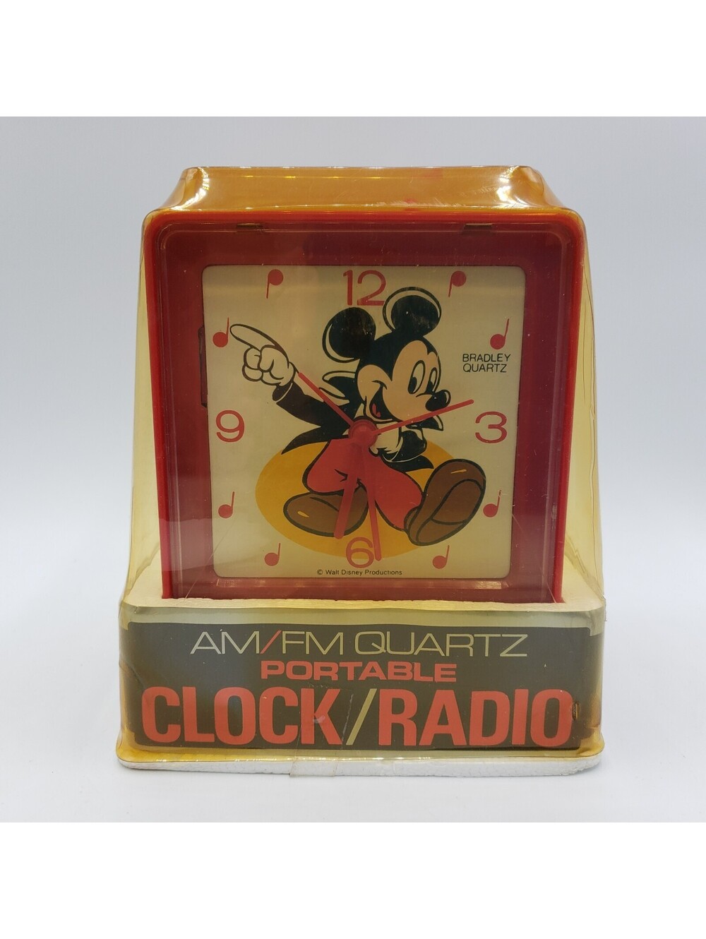 Vintage 1984 Bradley Quartz Clock Radio Portable AM/FM NIP Mickey Disney 2087